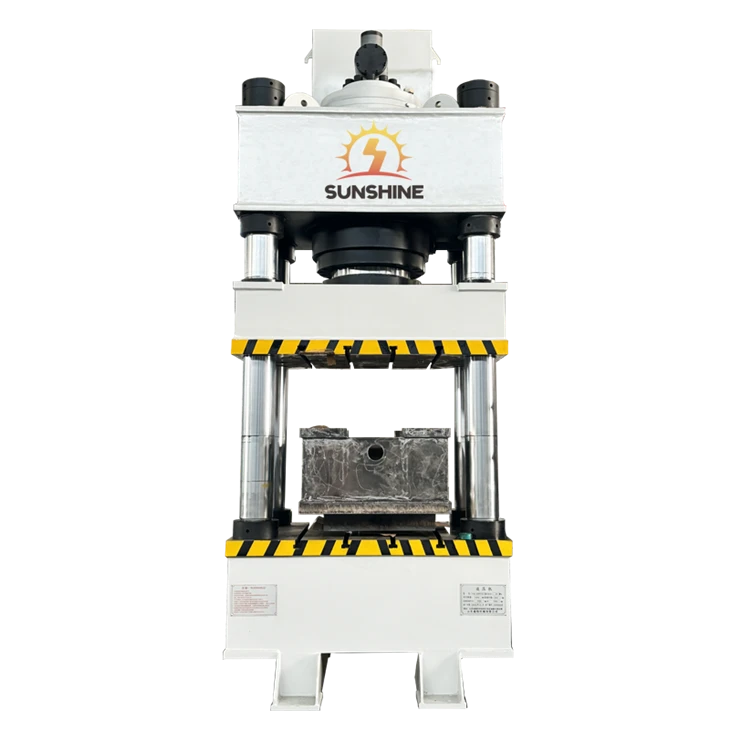 Prasa hydrauliczna trzybelkowa i czterokolumnowa